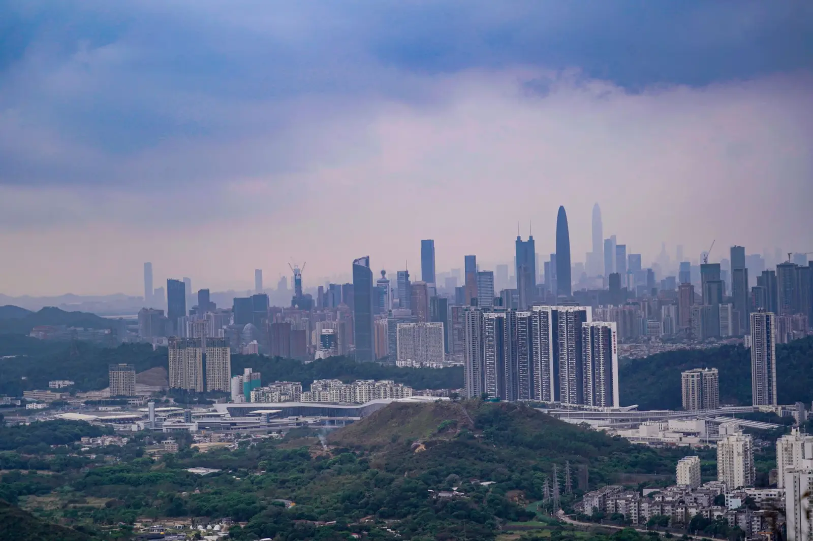 2024深圳智能科技设备选型指南：从系统集成到智慧升级的关键点正文配图 2