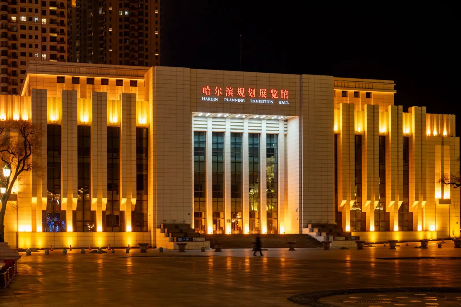 智能科技企业如何选型工业物联网平台：性能与成本对比