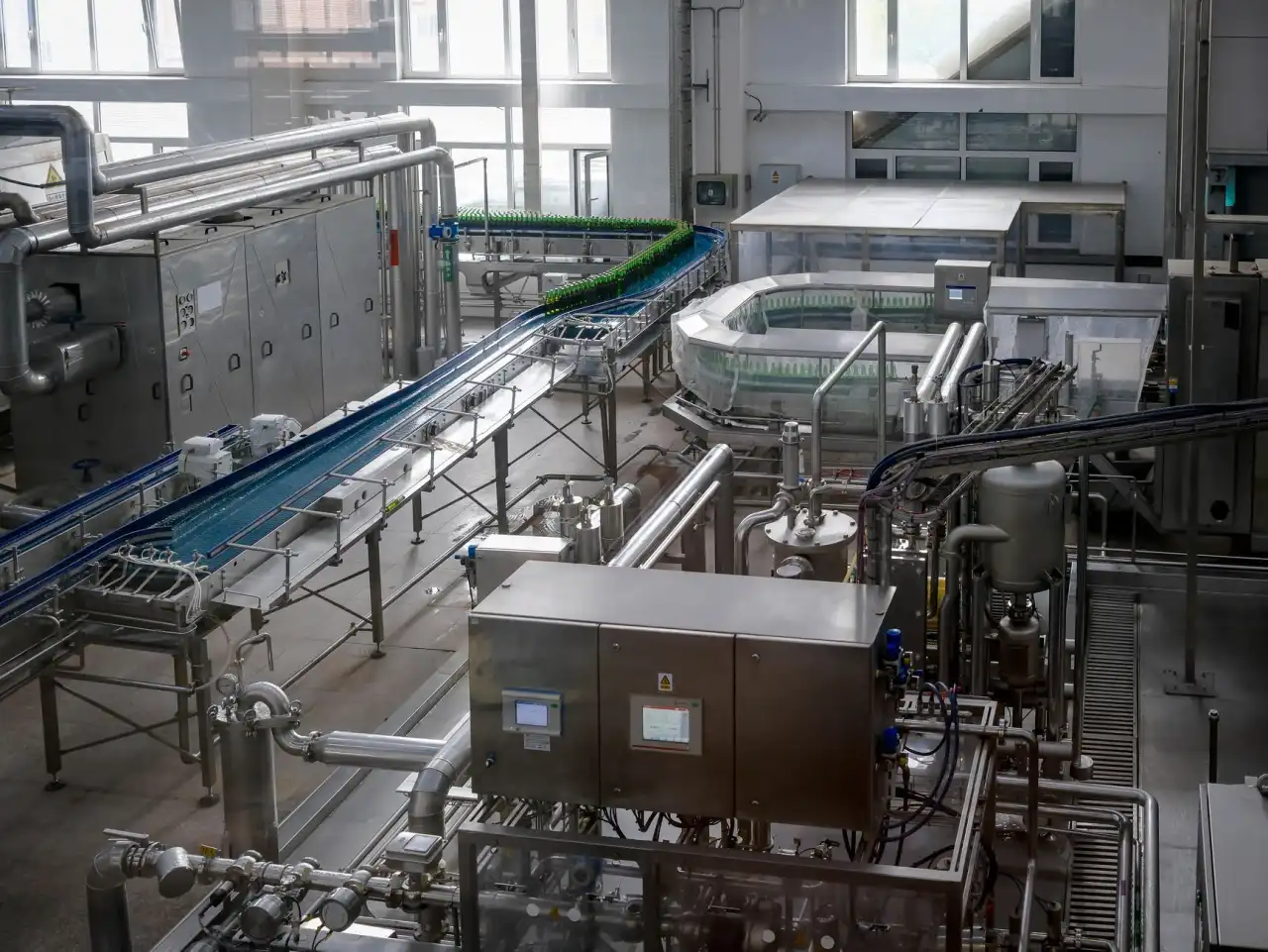 深圳企业如何选择智能设备与系统集成方案：技术选型要点解析正文配图 1