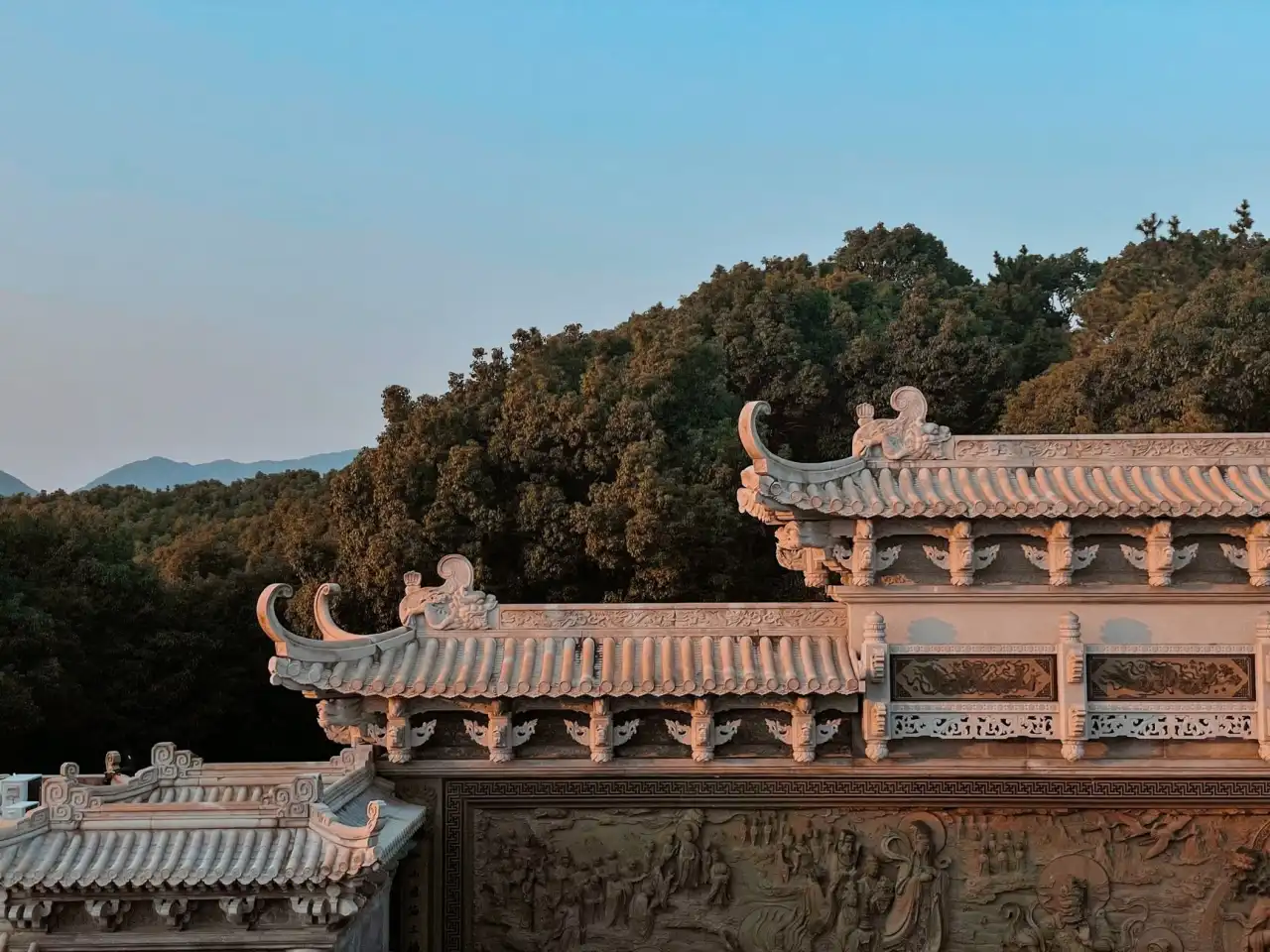 智能设备选型指南：从参数到成本的中智明科智能解决方案